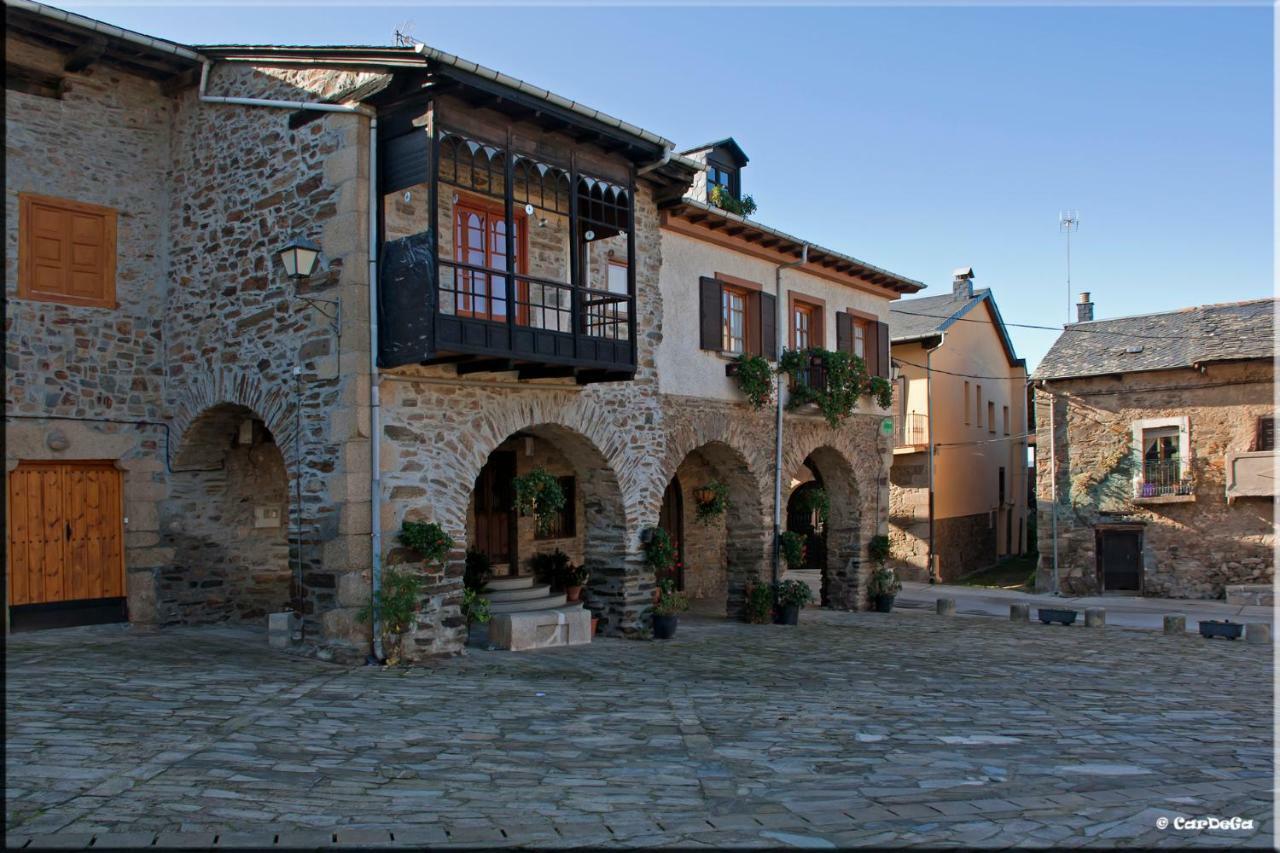 Casa De Abril 1 Guest House San Cristobal de Valdueza ภายนอก รูปภาพ